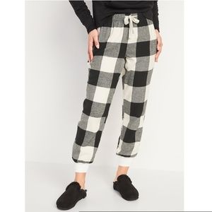 OLD NAVY Patterned Flannel Jogger Pajama Pants
